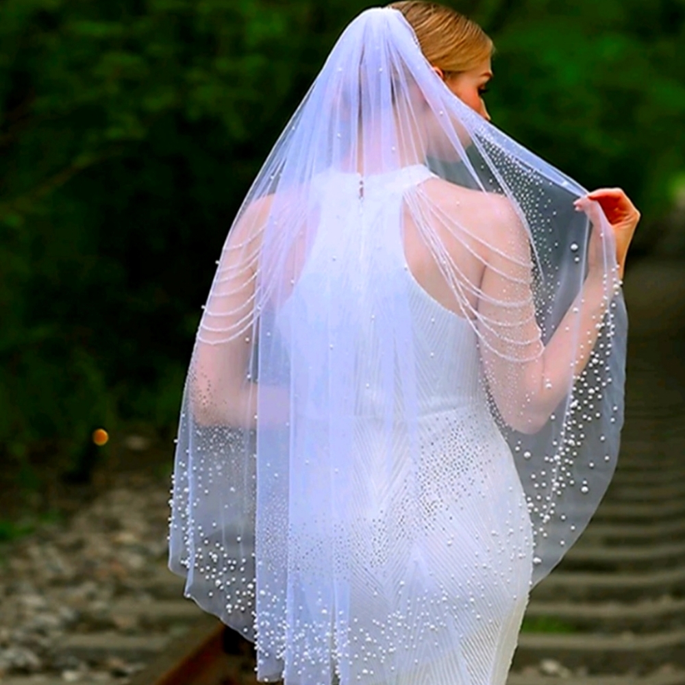 Beaded Fingertip Veil - White